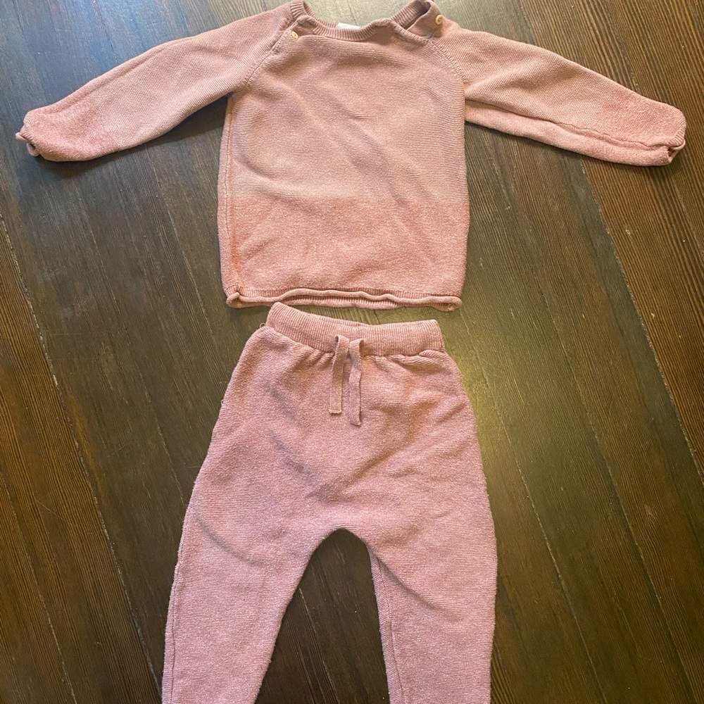 H&M matching sweater pants set